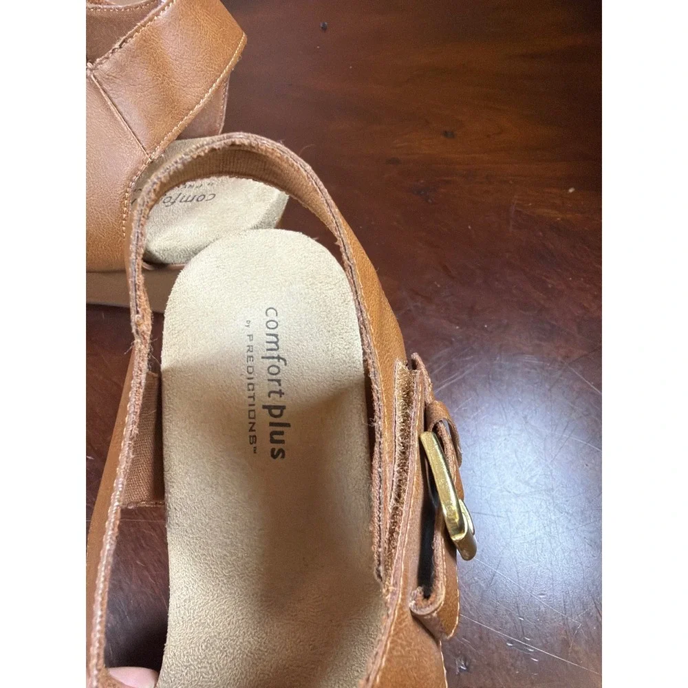 Comfort Plus by Predictions Womens Cognac Brown Wedge Sandals Ankle Strap Buckle